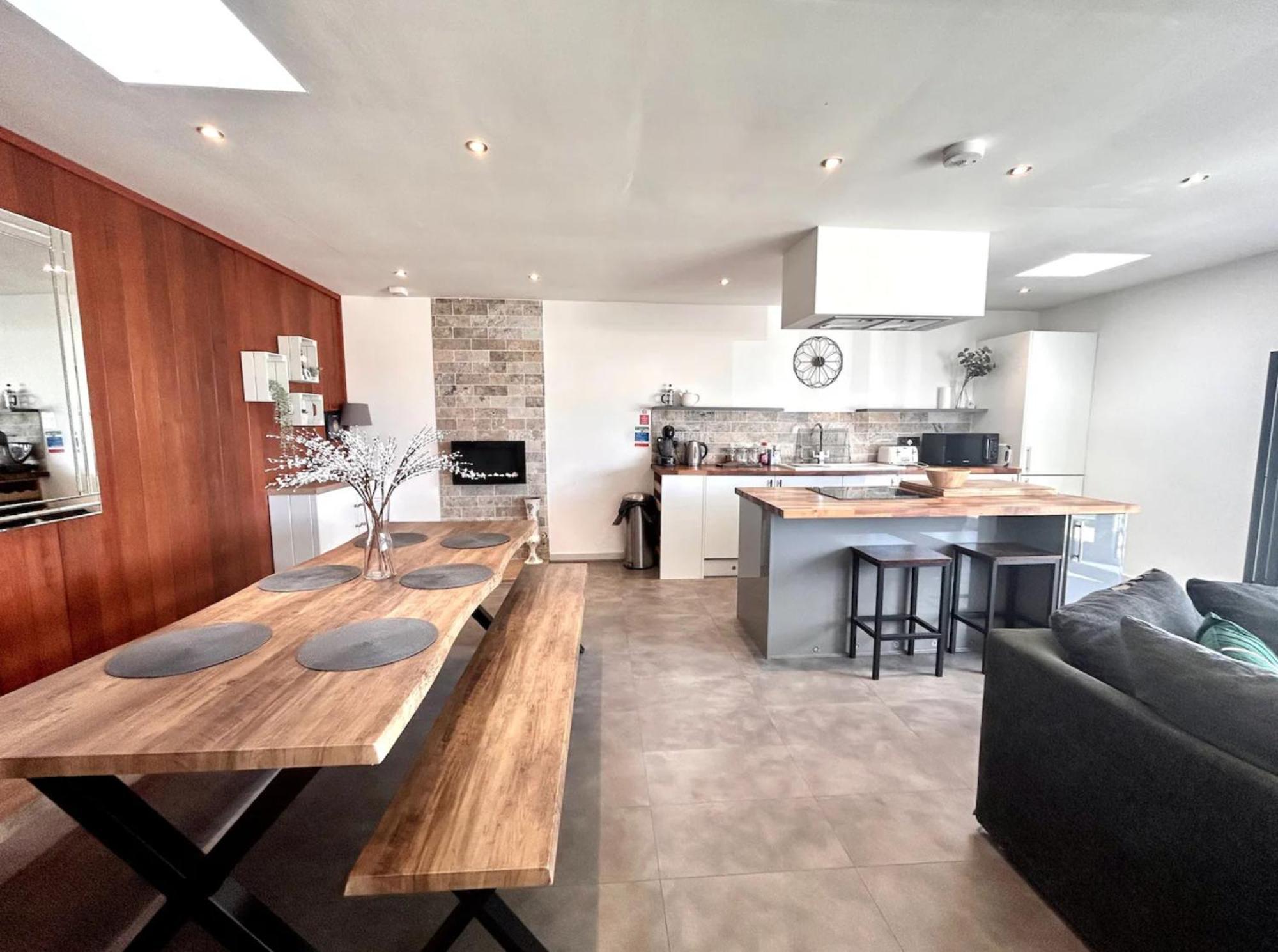 Clover Cottage Beeley ภายนอก รูปภาพ