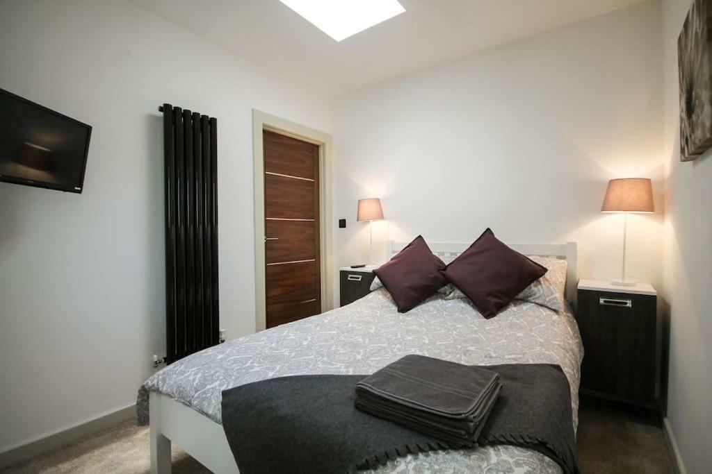 Clover Cottage Beeley ภายนอก รูปภาพ